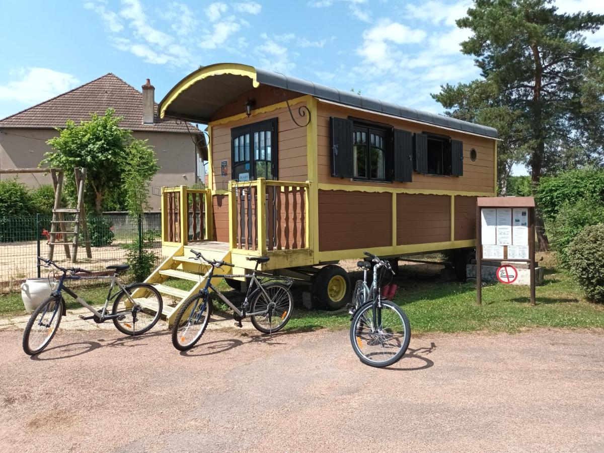 Camping Les Roulottes Du Bazois Ξενοδοχείο Châtillon-en-Bazois Εξωτερικό φωτογραφία